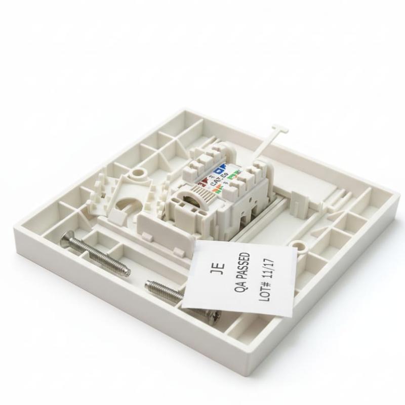 Cat5E single-port fixed keystone faceplate JE