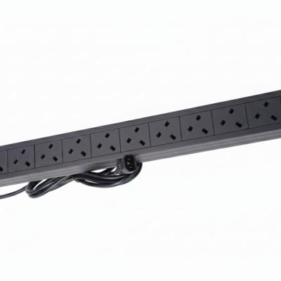 AMT 10-WAY UK PDU WITH C14 PLUG