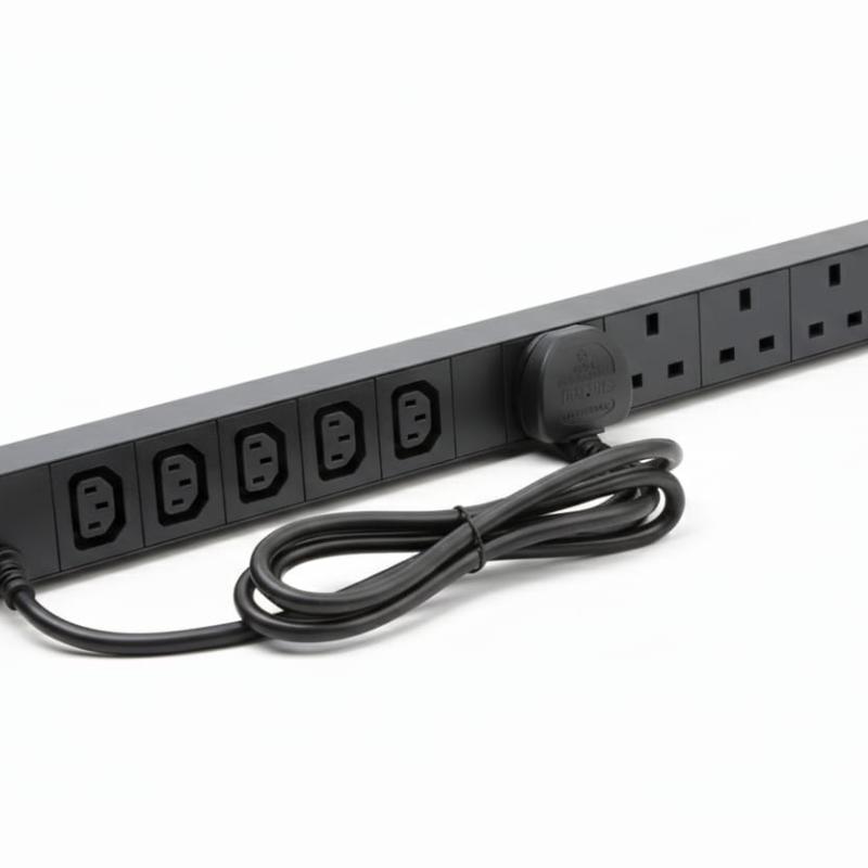 AMT 10-Way Combo PDU (UK + IEC Type)