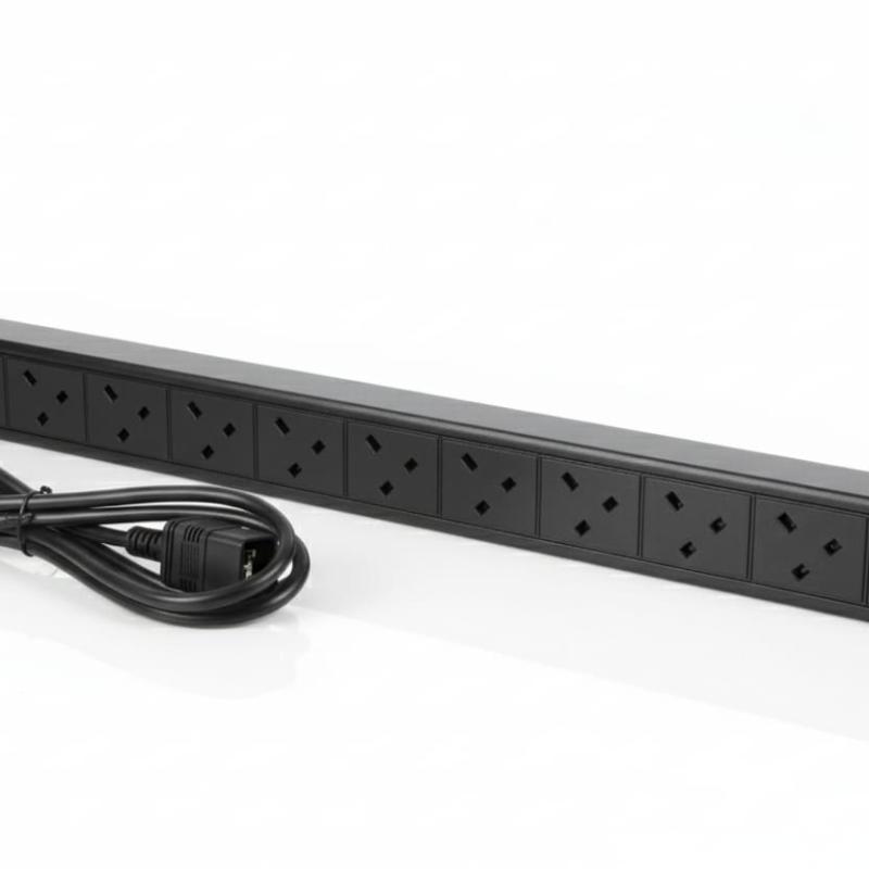 AMT 10-WAY UK PDU WITH C20 PLUG