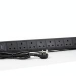 AMT 8 WAY UK TYPE PDU (VERTICAL)